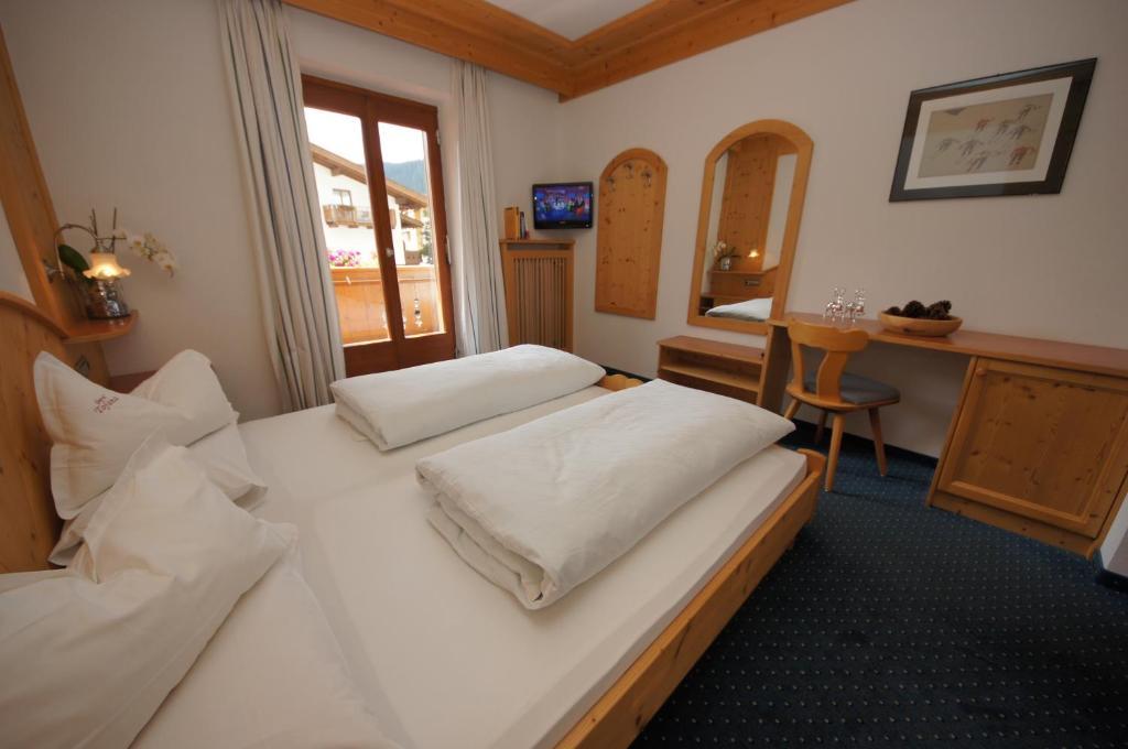 Garni Tofana Hotel Corvara In Badia Szoba fotó