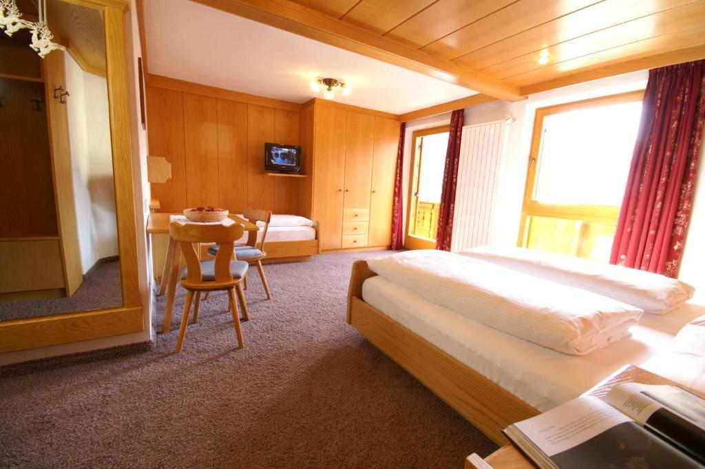 Garni Tofana Hotel Corvara In Badia Szoba fotó