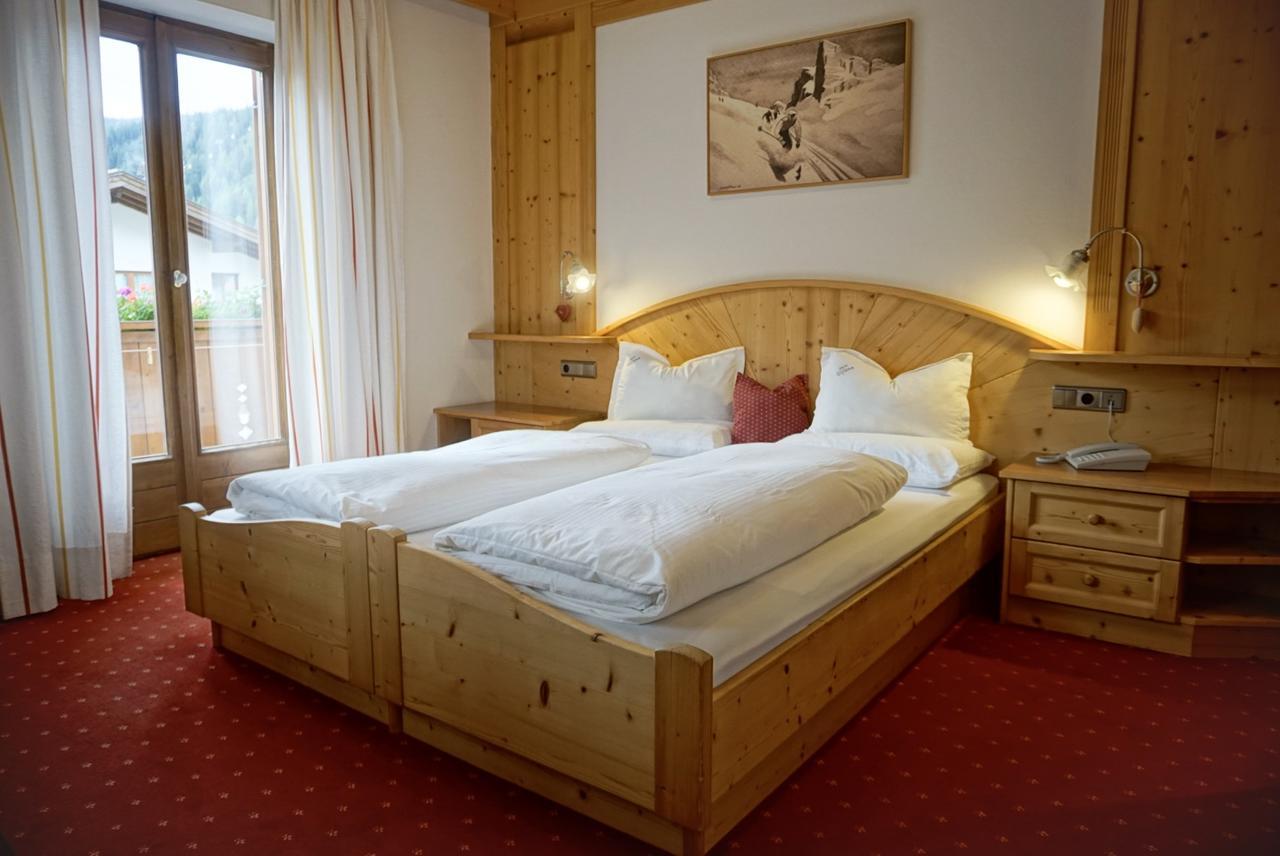 Garni Tofana Hotel Corvara In Badia Kültér fotó